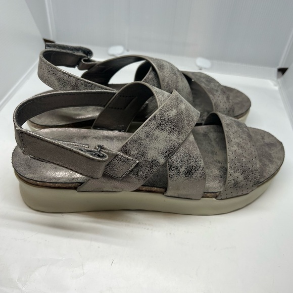 Pierre Dumas Pewter Casual Sandals SZ 9 - Picture 2 of 7